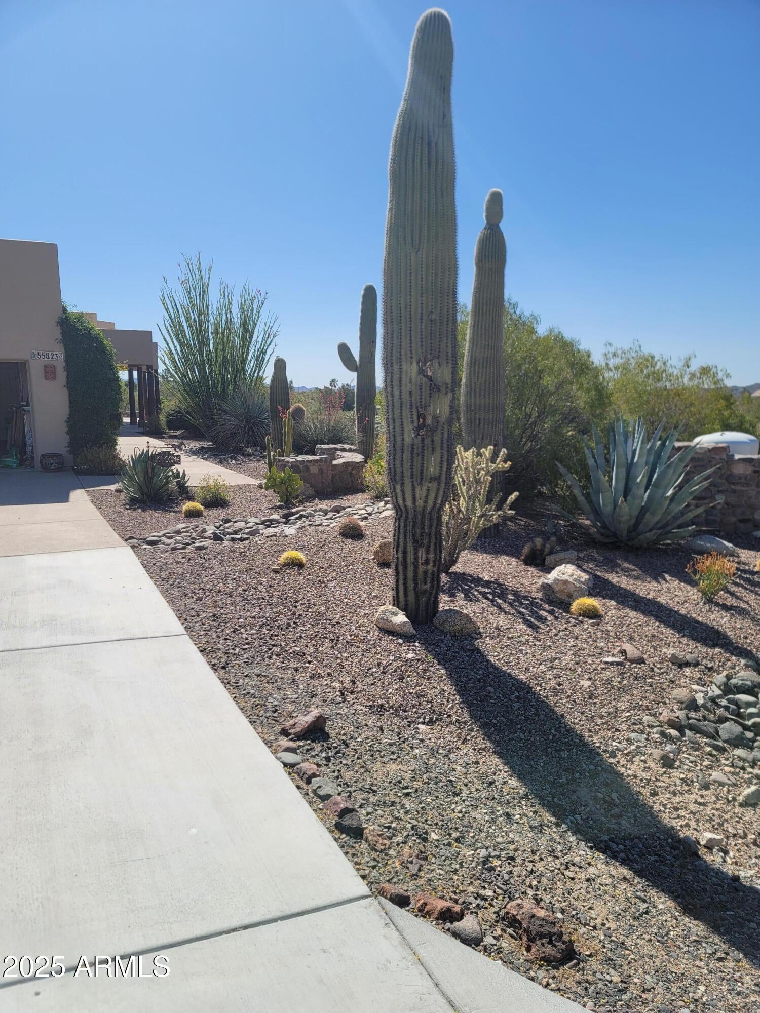 Fresh paint - looks great - Come and See - Luxury Home, acres, and ove – image 27
