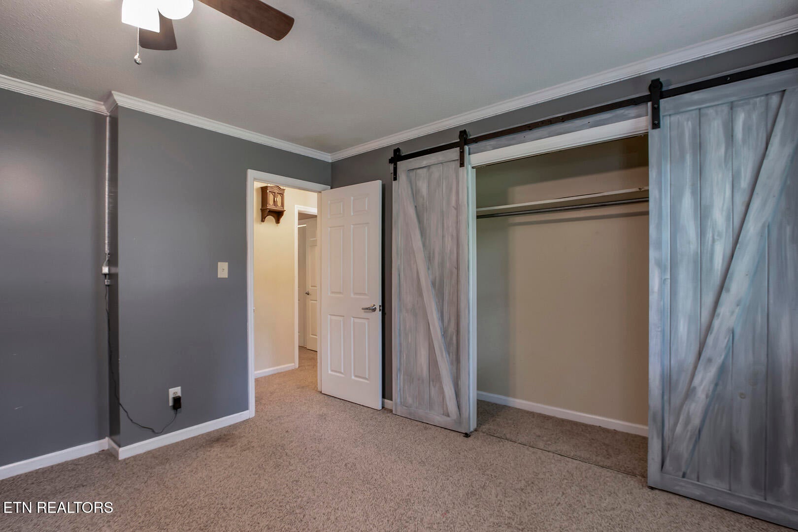 Are you looking for a wonderful home in a desired subdivision in a gre – image 36
