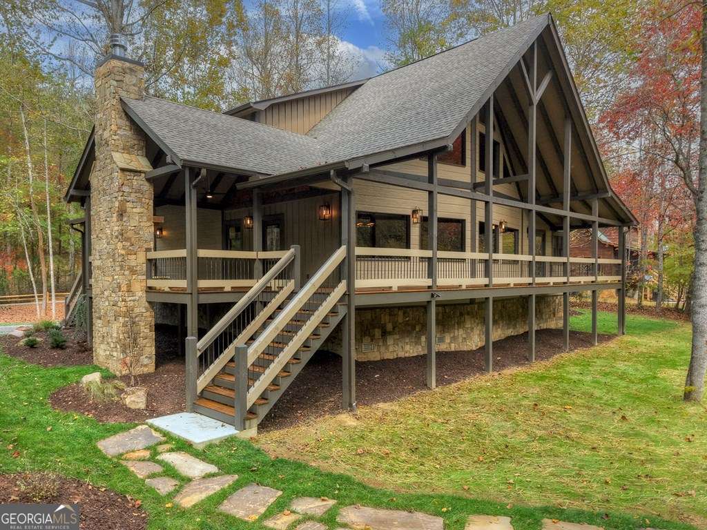 Welcome to your Private RIVERFRONT DREAM HOME on the shimmering shores – image 11