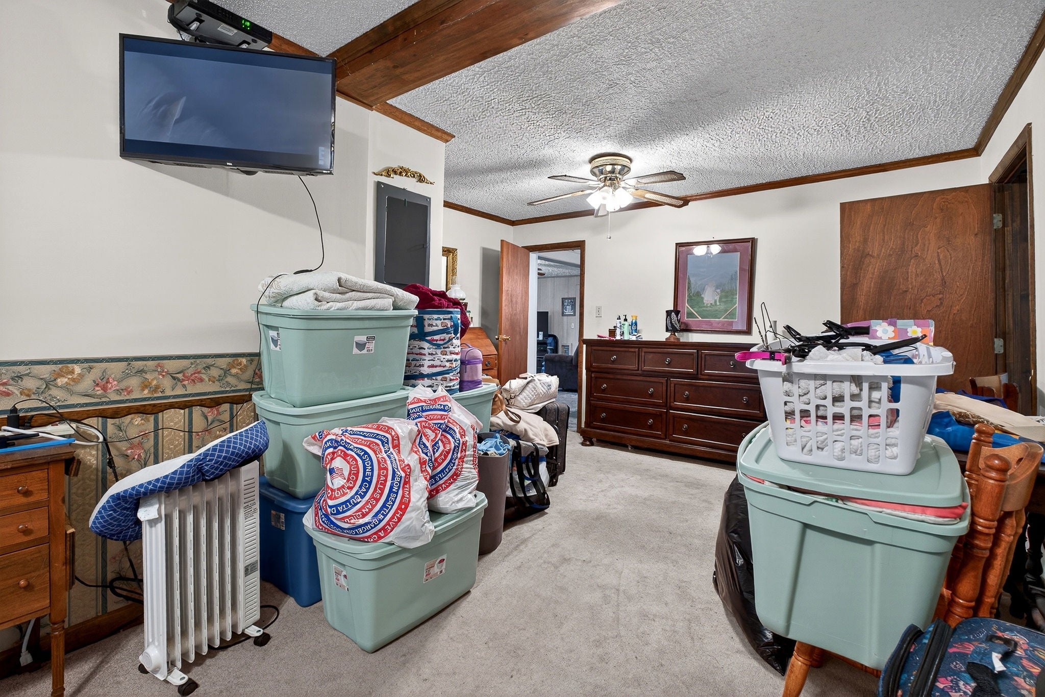 Opportunity, acreage, and potential all come together on this 41.16-ac – image 15