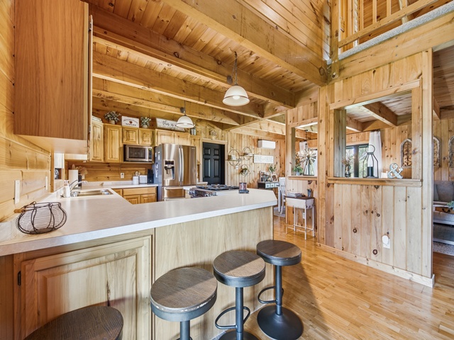 Your country oasis awaits! Once you see this beautiful home situated d – image 5