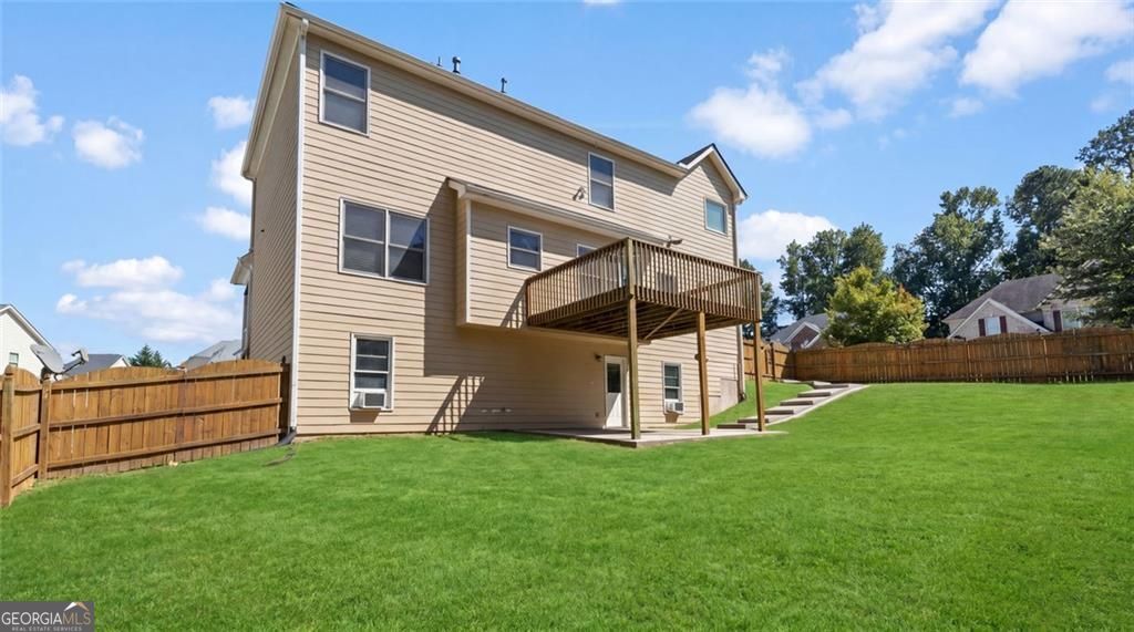 Just listed in the sought-after Arbors at Old Peachtree subdivision! T – image 37
