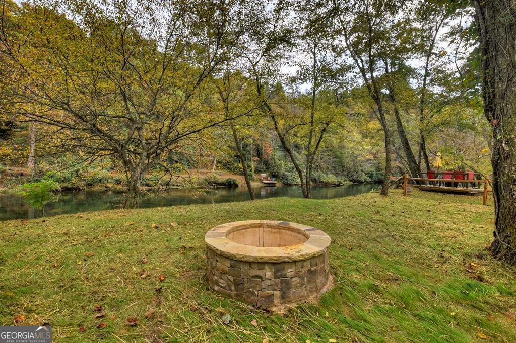 Welcome to your Private RIVERFRONT DREAM HOME on the shimmering shores – image 38