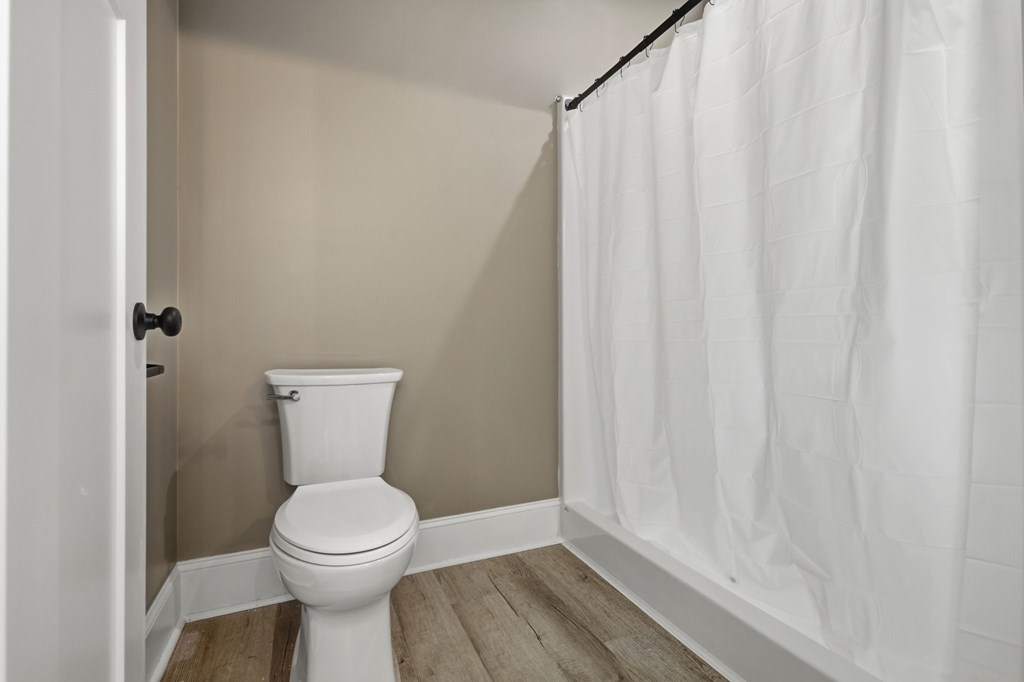 104 104 Canterbury Drive, Lagrange, Georgia, 30241, USA, 4 Bedrooms Bedrooms, ,3 BathroomsBathrooms,Residential,For Sale,104 Canterbury Drive,0e0982a4-cbf5-4364-b3be-4a1d93