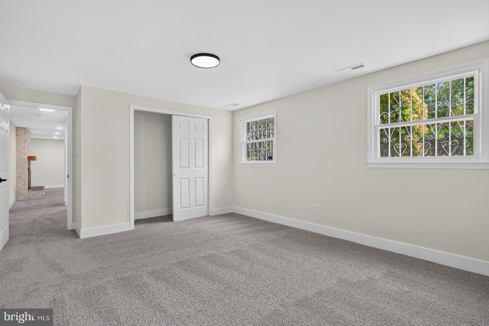 Beautifully Renovated Single-Family Home in Sought-After Kettering – 5 – image 31