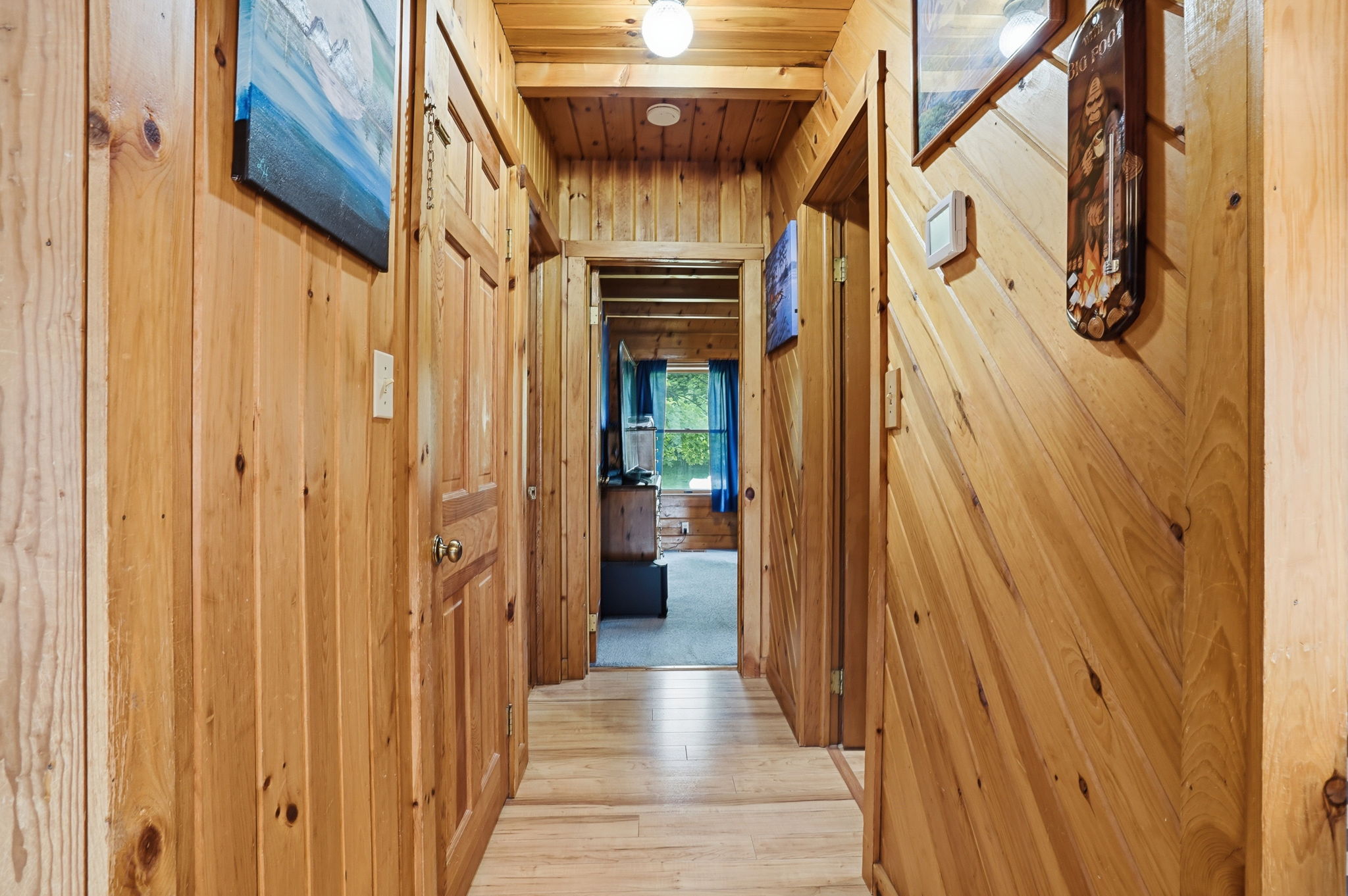Log Cabin Retreat on 5 AcresEscape to your own private oasis tucked aw – image 5
