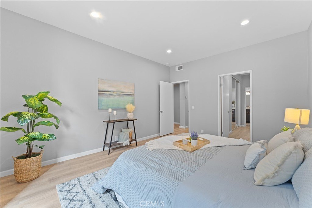 350 350 Paseo De Playa 113, Ventura, California, 93001, USA, 2 Bedrooms Bedrooms, ,1 BathroomBathrooms,Residential,For Sale,350 Paseo De Playa 113,CV25243927