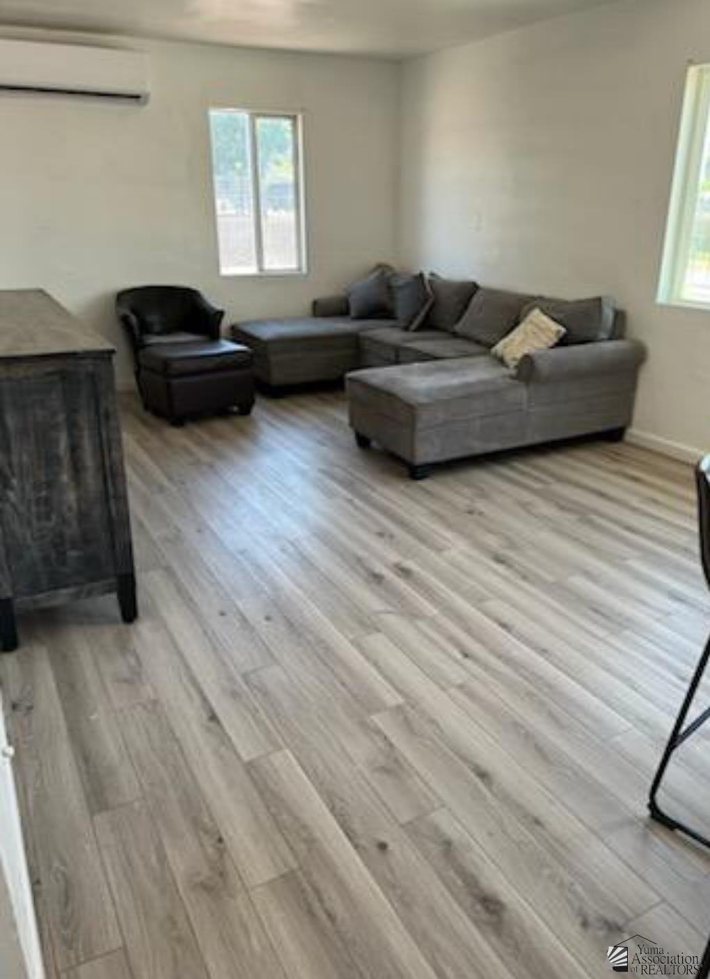 584 584 S AVE B, Yuma, Arizona, 85364, USA, 10 Bedrooms Bedrooms, ,5 BathroomsBathrooms,Residential,For Sale,584 S AVE B,20255543