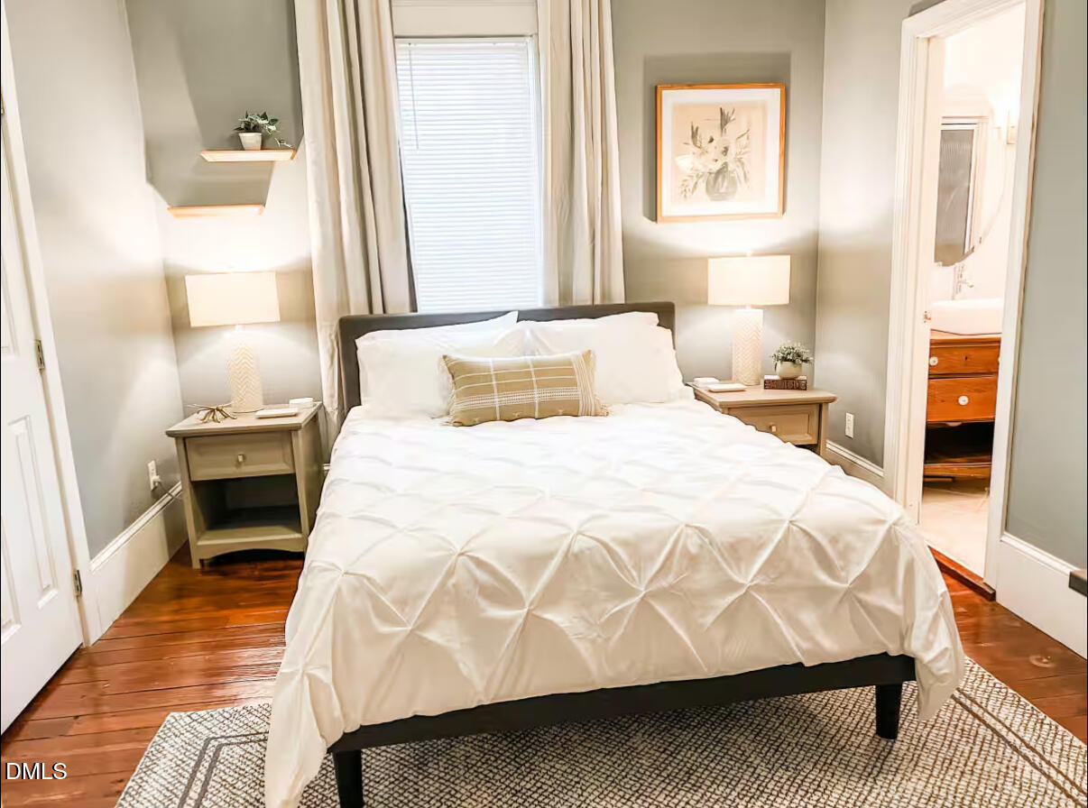 Located in the Oakwood District of Raleigh 405 Morson St blends timele – image 11