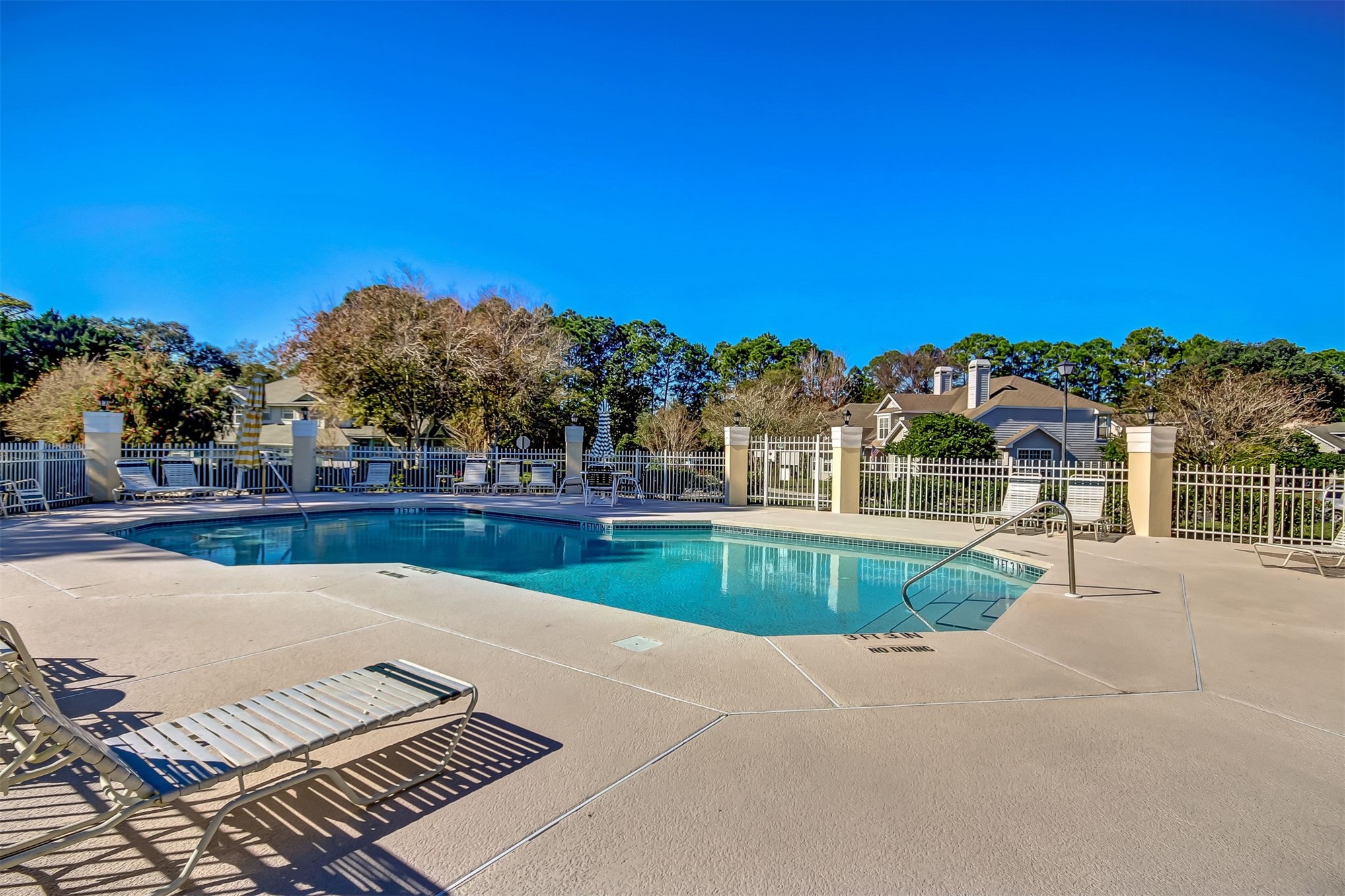 Welcome to Marsh Lakes, a sought after Fernandina Beach community know – image 48