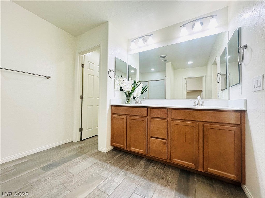 Welcome to your dream home in the prestigious Summerlin master-planned – image 29