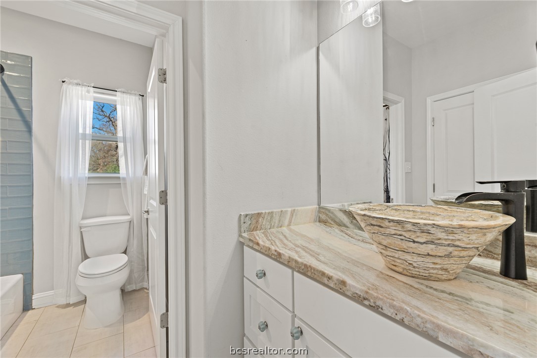 9066 9066 King Oaks Drive, Iola, Texas, 77861, USA, 3 Bedrooms Bedrooms, ,3 BathroomsBathrooms,Residential,For Sale,9066 King Oaks Drive,44059a7a-94ce-471a-a6a2-426d20