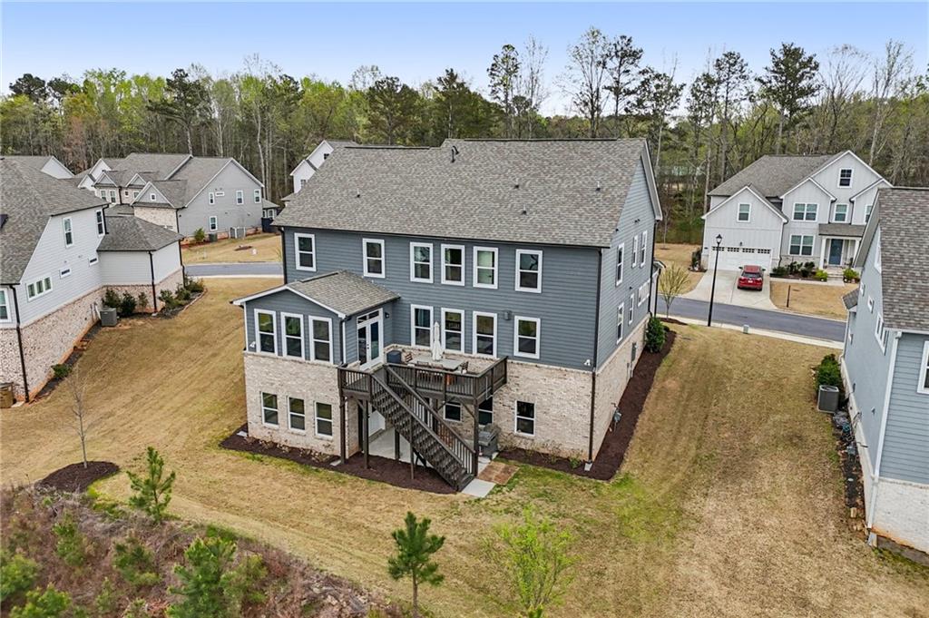 Welcome to luxury living in the heart of West Forsyth, where designer – image 65