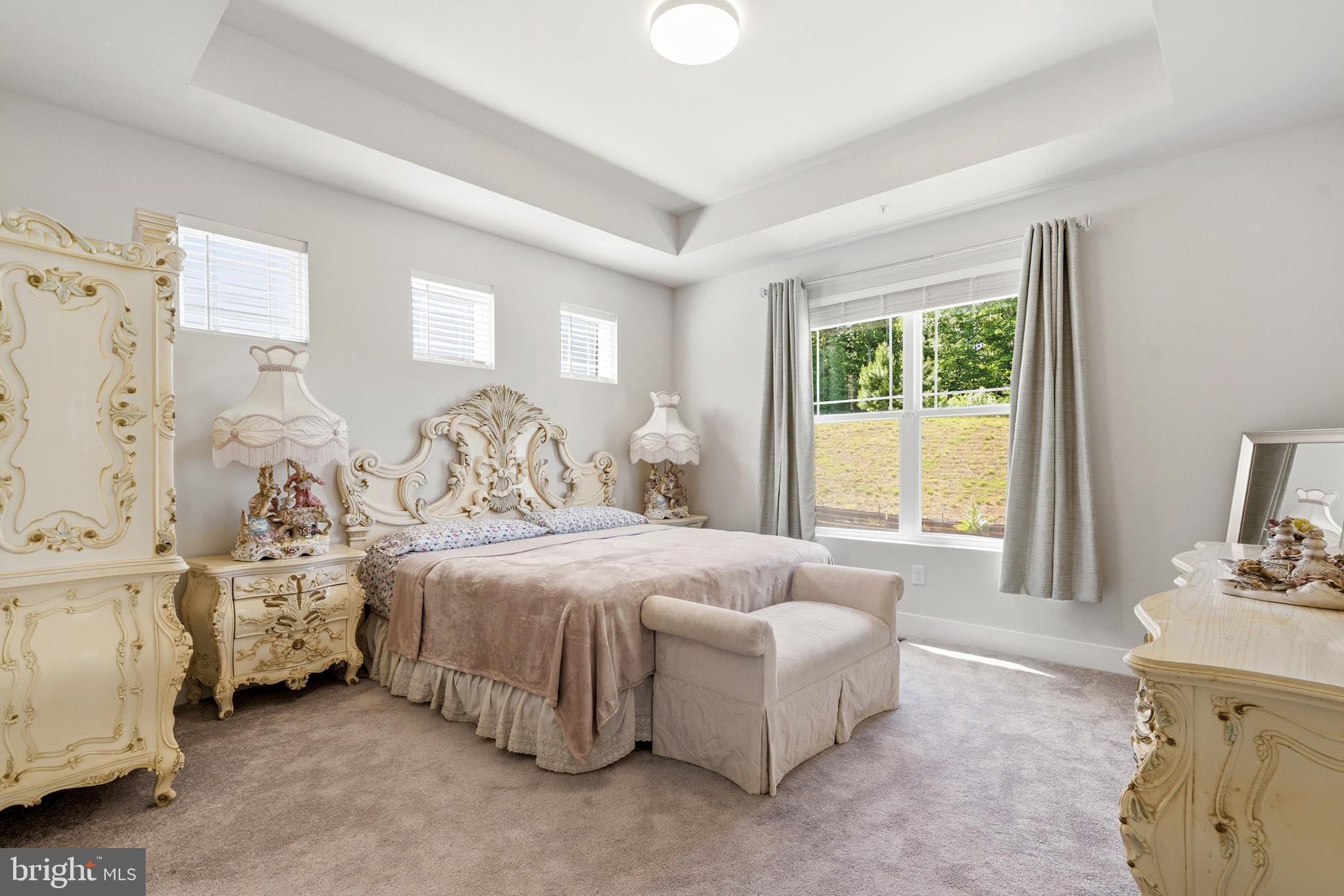 HOME SWEET HOME! Like new beauty situated on a corner lot, in sought – image 24