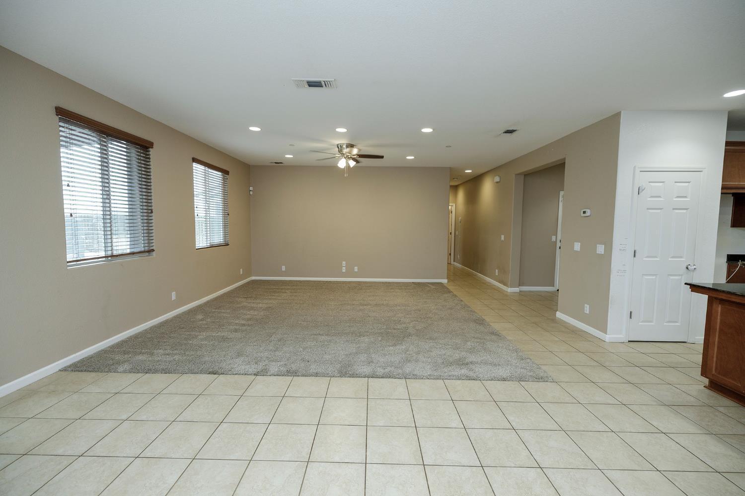 Located in a highly desirable neighborhood, this well-maintained home – image 17