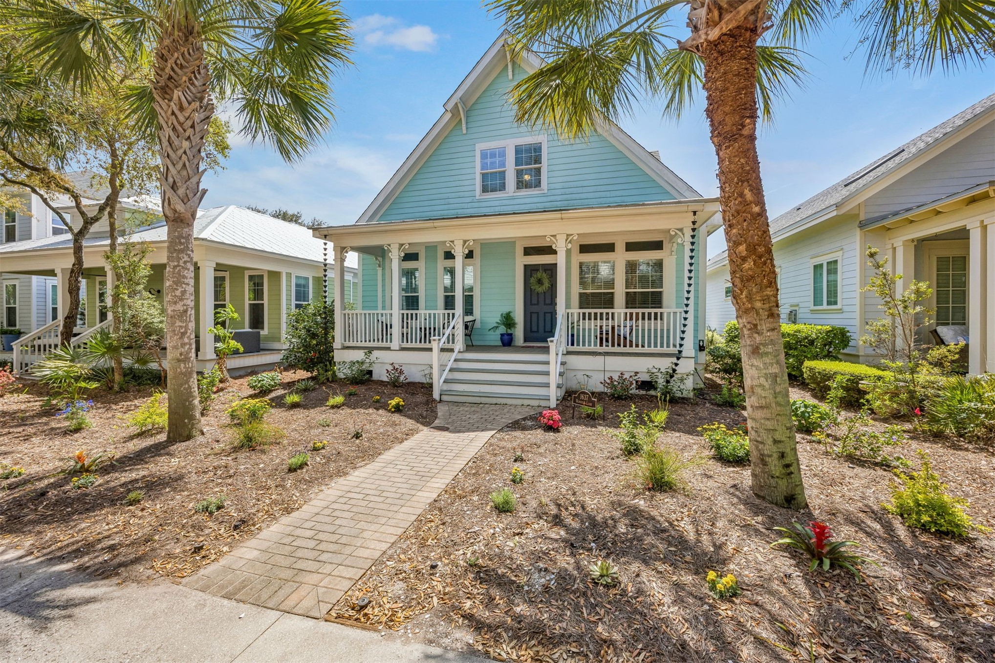 NATURE-FILLED, WALKABLE, AND UNLIKE ANYTHING ELSE ON AMELIA ISLAND, Am – image 3