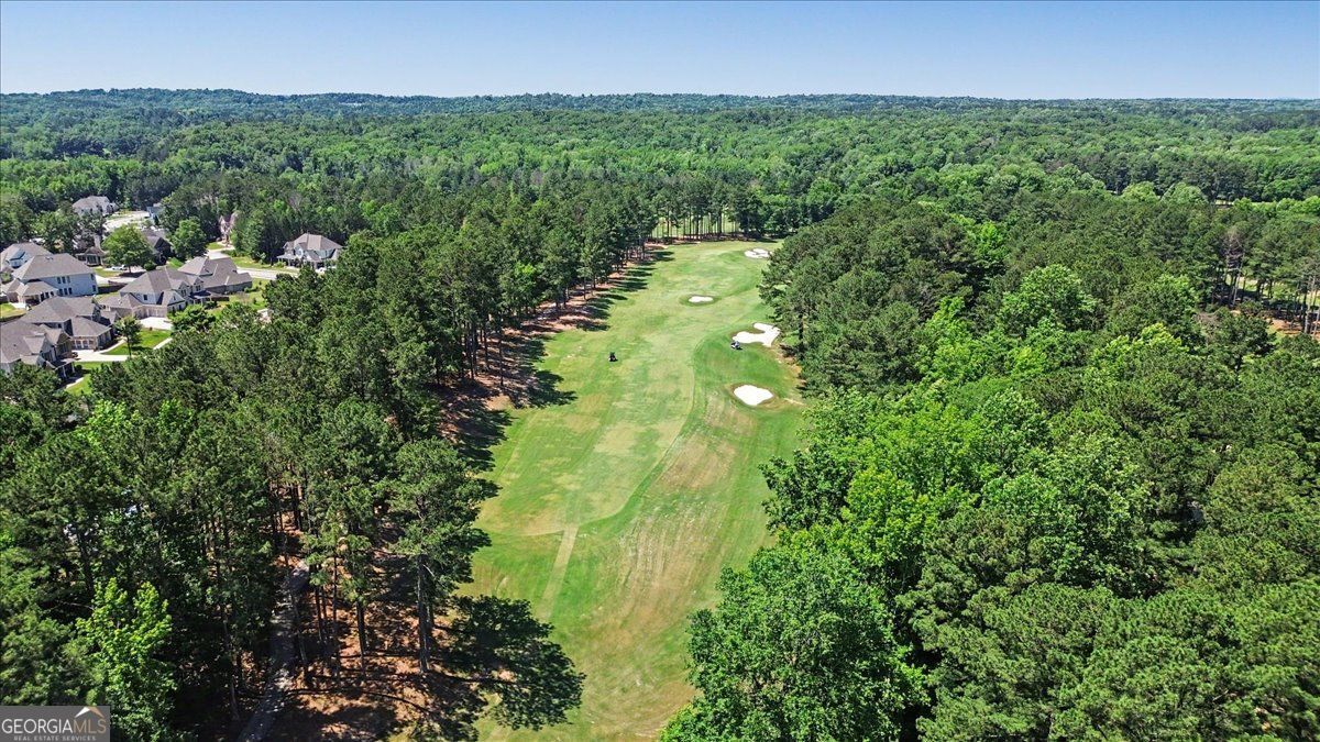 GOLF COURSE LIVING ANYONE??!! Experience luxury golf course living at – image 63