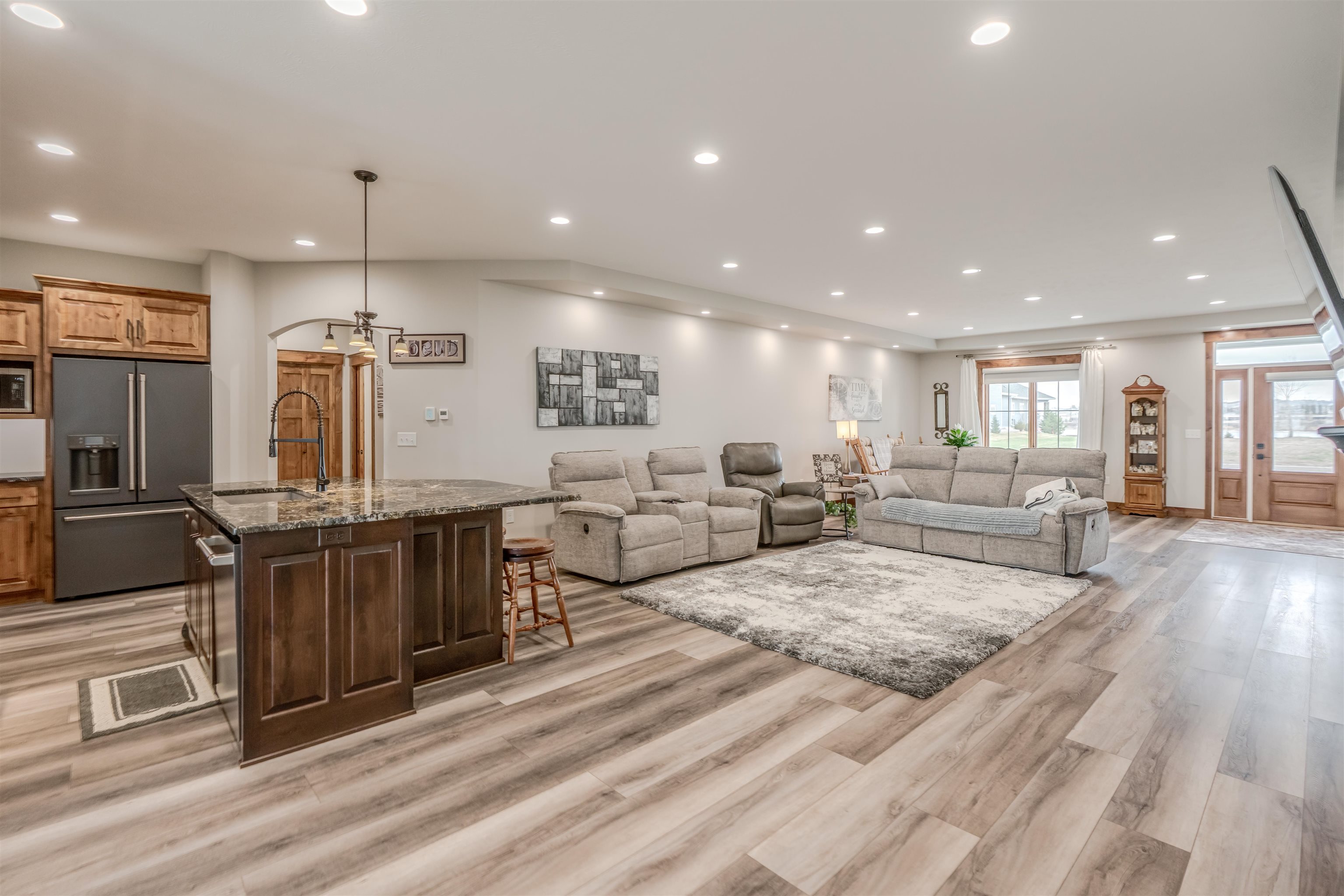 6209 6209 Misty Waters Drive, Bismarck, North Dakota, 58503, USA, 3 Bedrooms Bedrooms, ,2 BathroomsBathrooms,Residential,For Sale,6209 Misty Waters Drive,b6f58101-69fb-4d16-b88b-060324
