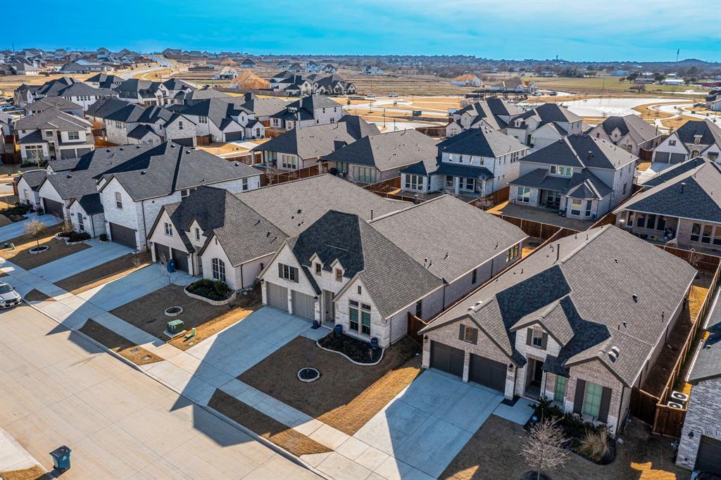 From I-35. Exit 170-Haslet Parkway. Left on Sweetgrass. Left on Cedarw – image 34
