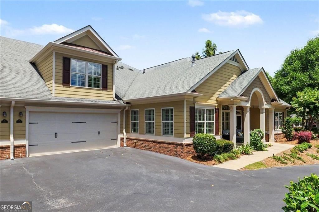 Fantastic opportunity in a vibrant 55+ active-adult community. Beautif – image 28