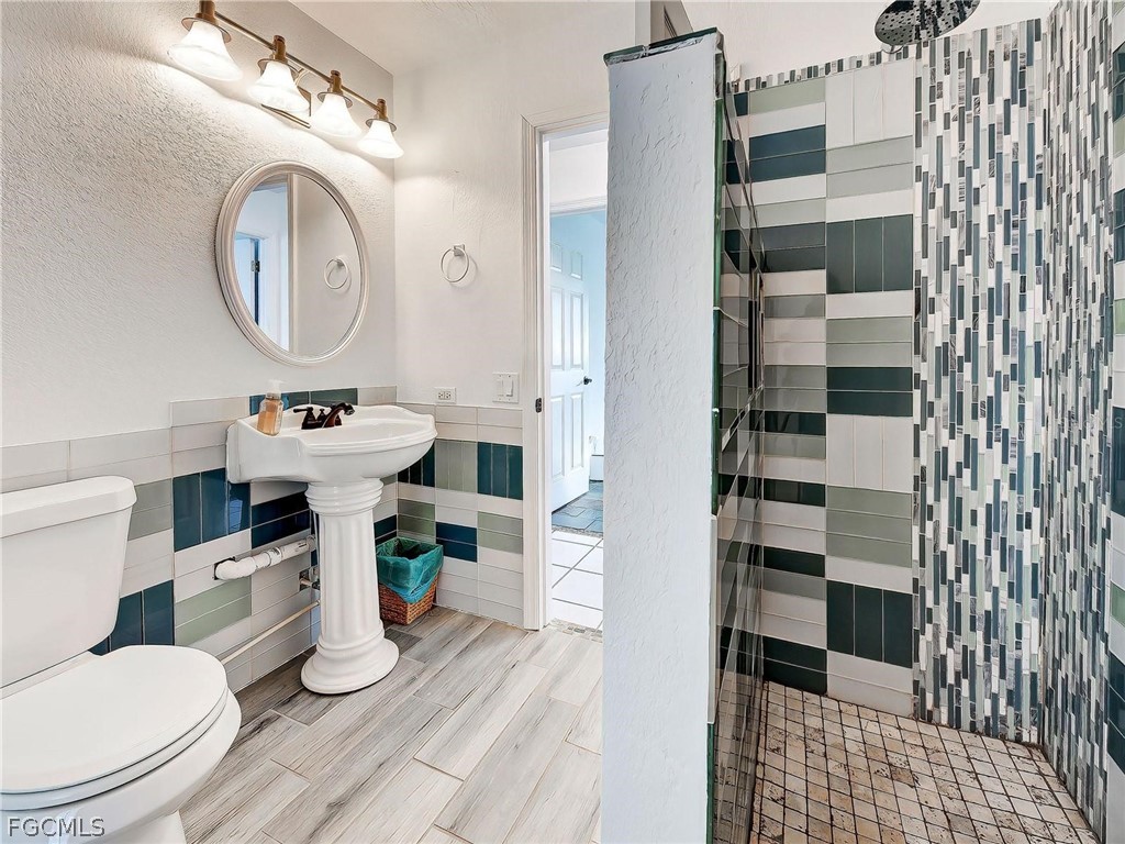 2301 2301 Via Veneto Drive, Punta Gorda, Florida, 33950, USA, 3 Bedrooms Bedrooms, ,2 BathroomsBathrooms,Residential,For Sale,2301 Via Veneto Drive,2026007615