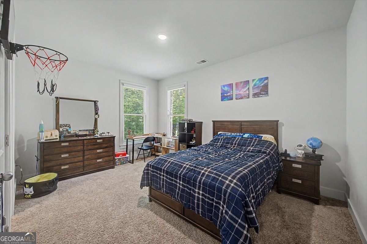 GOLF COURSE LIVING ANYONE??!! Experience luxury golf course living at – image 41