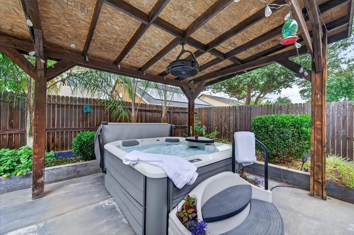 6189 6189 E Farrin Avenue, Fresno, California, 93727, USA, 4 Bedrooms Bedrooms, ,3 BathroomsBathrooms,Residential,For Sale,6189 E Farrin Avenue,5803862b-2863-4d61-8307-cee7be