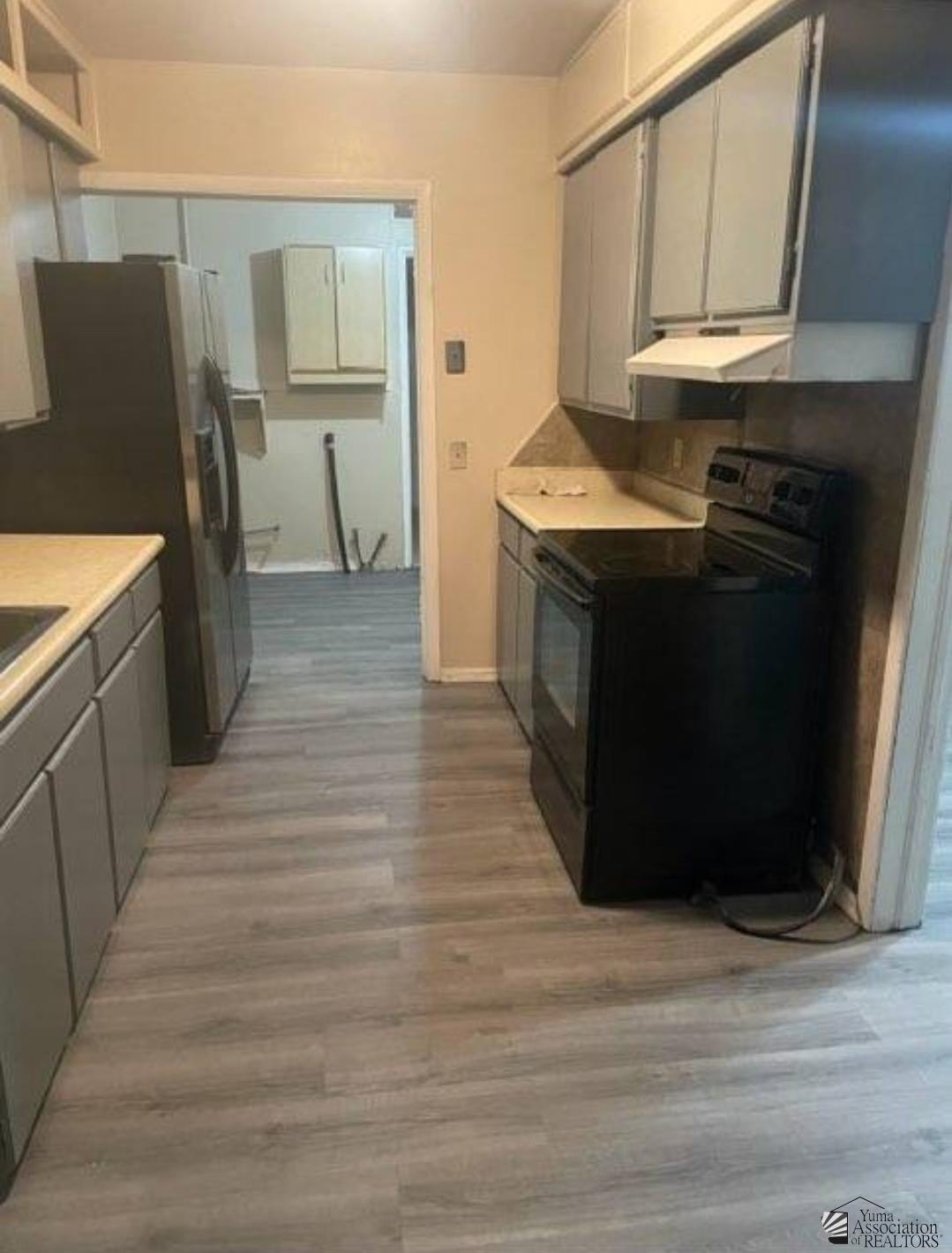 584 584 S AVE B, Yuma, Arizona, 85364, USA, 10 Bedrooms Bedrooms, ,5 BathroomsBathrooms,Residential,For Sale,584 S AVE B,20255543