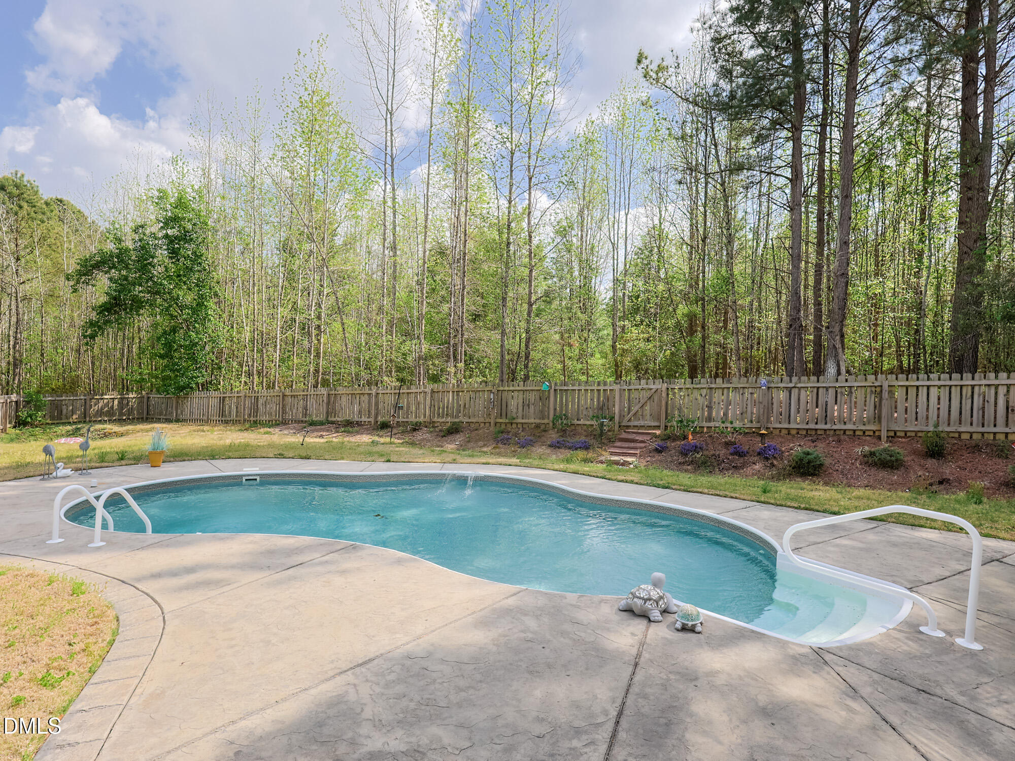 832 832 Logan Meadow Court, Fuquay Varina, North Carolina, 27526, USA, 4 Bedrooms Bedrooms, ,4 BathroomsBathrooms,Residential,For Sale,832 Logan Meadow Court,81add059-e619-4611-8c36-407438