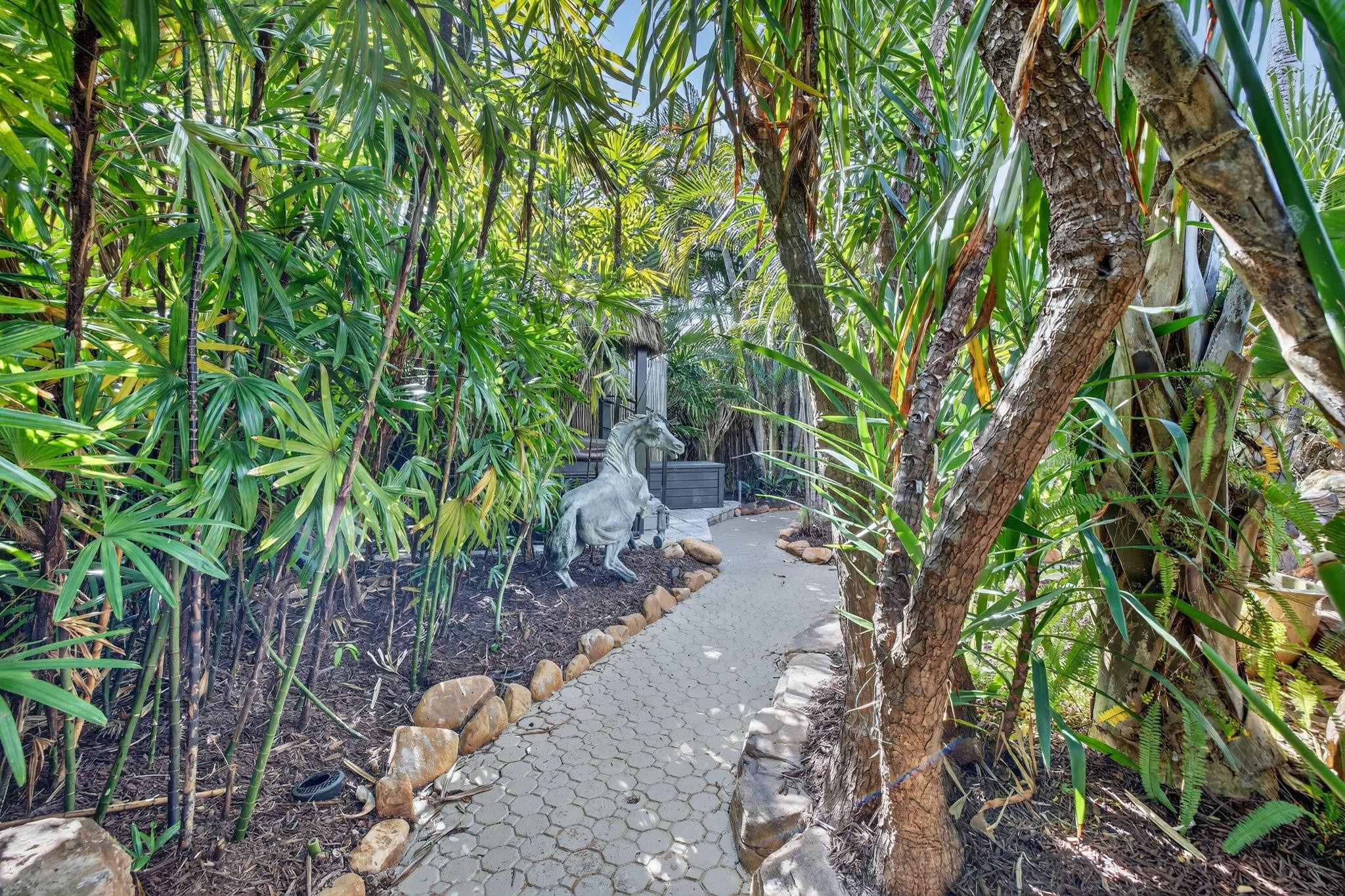 Rare & remarkable resort-style estate, set on an expansive lot in one – image 76