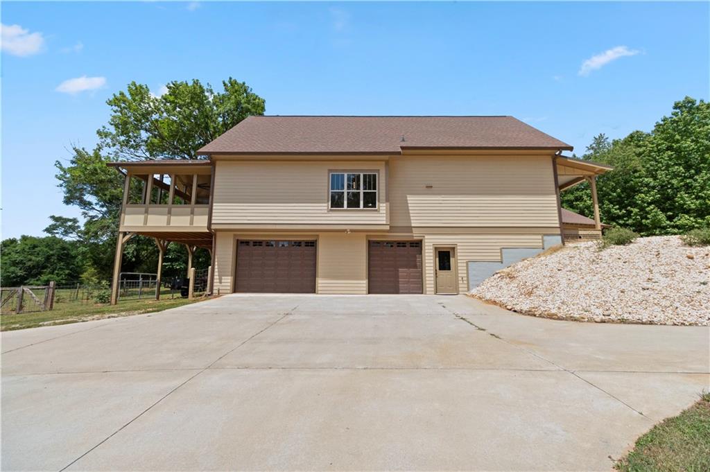 4140 4140 Highway 332, Hoschton, Georgia, 30548, USA, 4 Bedrooms Bedrooms, ,4 BathroomsBathrooms,Residential,For Sale,4140 Highway 332,7771012