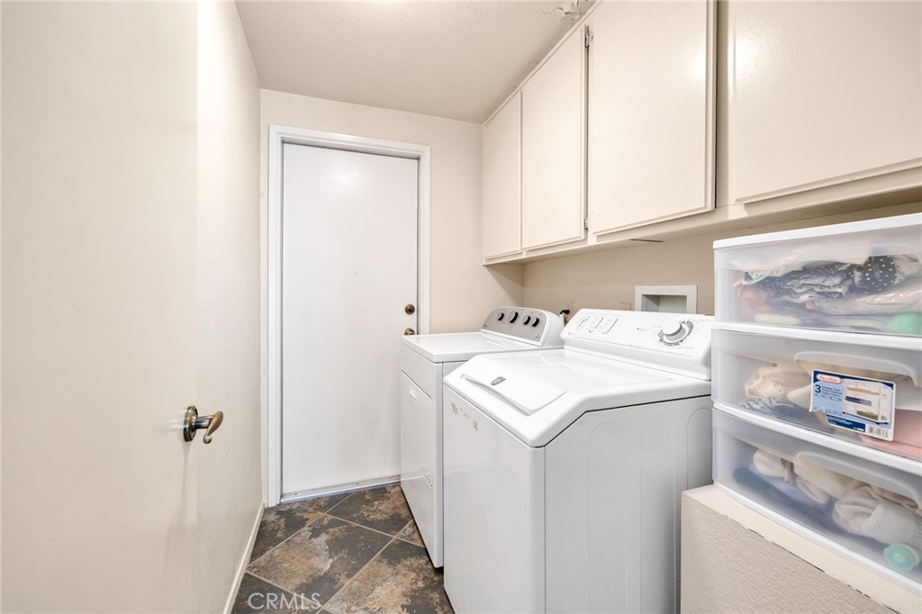 25300 25300 Corte Sombrero, Murrieta, California, 92563, USA, 4 Bedrooms Bedrooms, ,3 BathroomsBathrooms,Residential,For Sale,25300 Corte Sombrero,60e58890-9b5d-40d9-ac88-ac6646