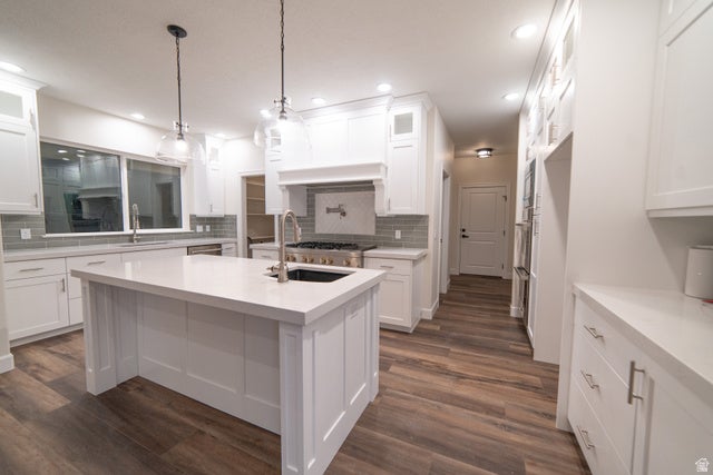 2288 2288 N Lincoln Ln #A/B, Pine Canyon, Utah, 84074, USA, 7 Bedrooms Bedrooms, ,5 BathroomsBathrooms,Residential,For Sale,2288 N Lincoln Ln #A/B,2132832