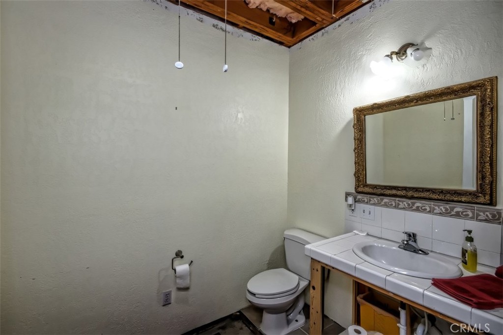 45985 45985 Cottonwood Road, Newberry Springs, California, 92365, USA, 4 Bedrooms Bedrooms, ,6 BathroomsBathrooms,Residential,For Sale,45985 Cottonwood Road,HD25258107