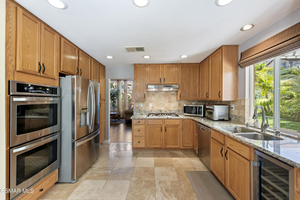 758 758 Cranmont Court, Simi Valley, California, 93065, USA, 5 Bedrooms Bedrooms, ,3 BathroomsBathrooms,Residential,For Sale,758 Cranmont Court,226002662
