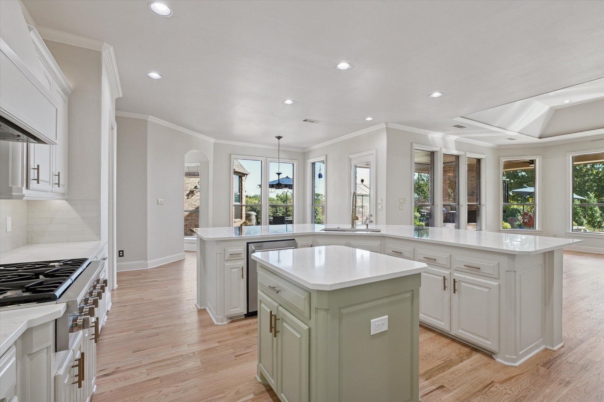 Keller, Texas, 76262, United States, 5 Bedrooms Bedrooms, ,5 BathroomsBathrooms,Residential,For Sale,1975865