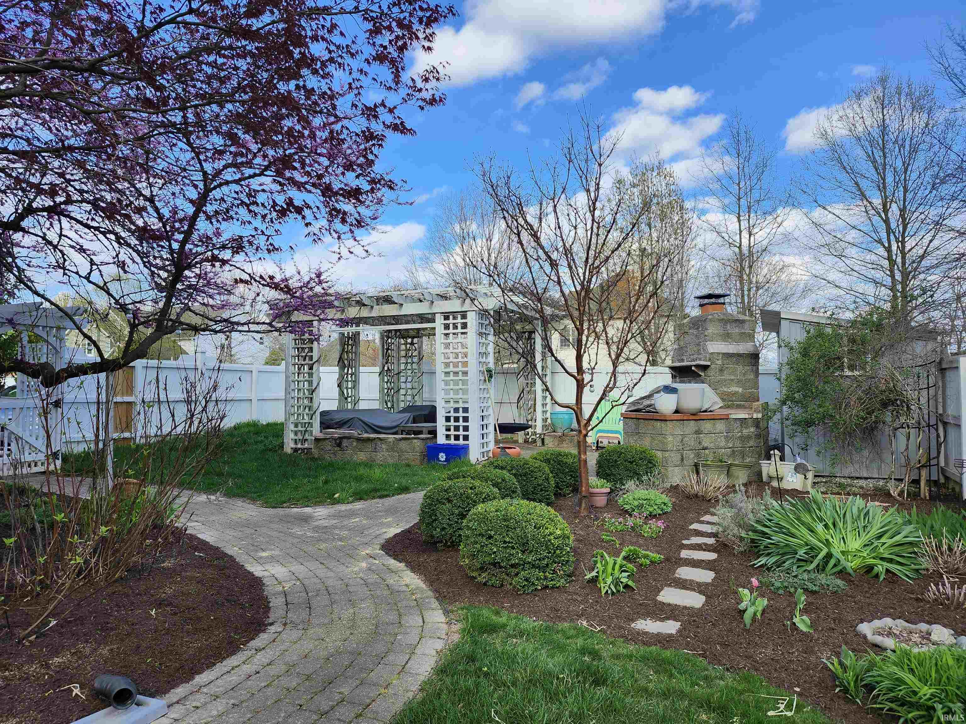 Bloomington, Indiana, 47401, United States, 4 Bedrooms Bedrooms, ,4 BathroomsBathrooms,Residential,For Sale,1943919