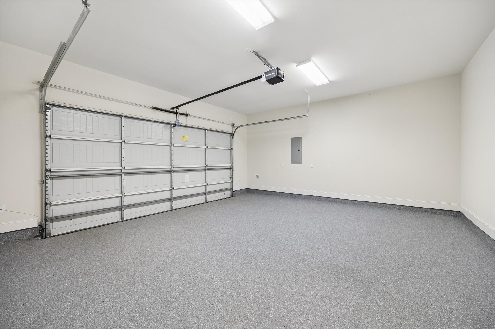  25233 Liberty Mill Drive - 物件實景