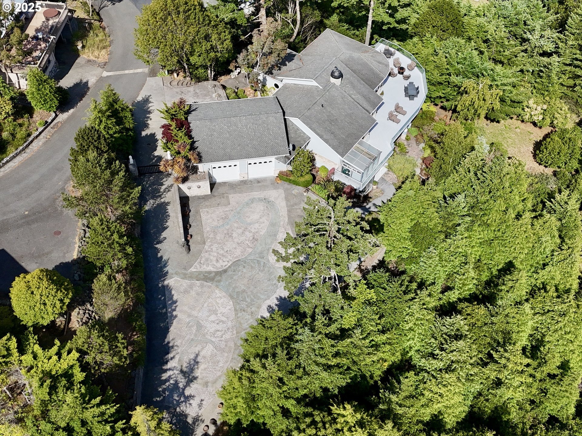 Gold Beach, Oregon, 97444, United States, 3 Bedrooms Bedrooms, ,5 BathroomsBathrooms,Residential,For Sale,1974377