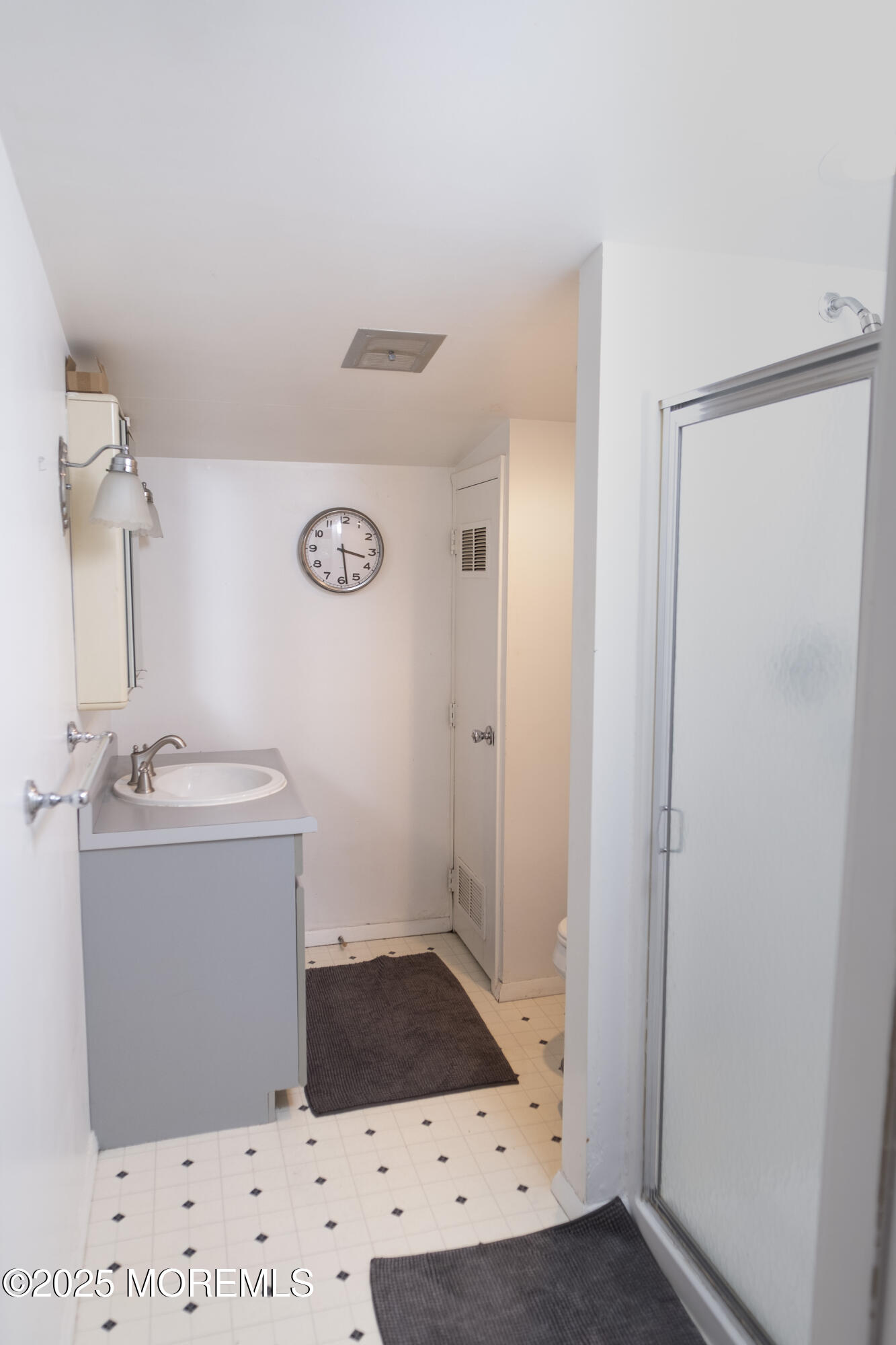 Leonardo, New Jersey, 07737, United States, 4 Bedrooms Bedrooms, ,3 BathroomsBathrooms,Residential,For Sale,1989142