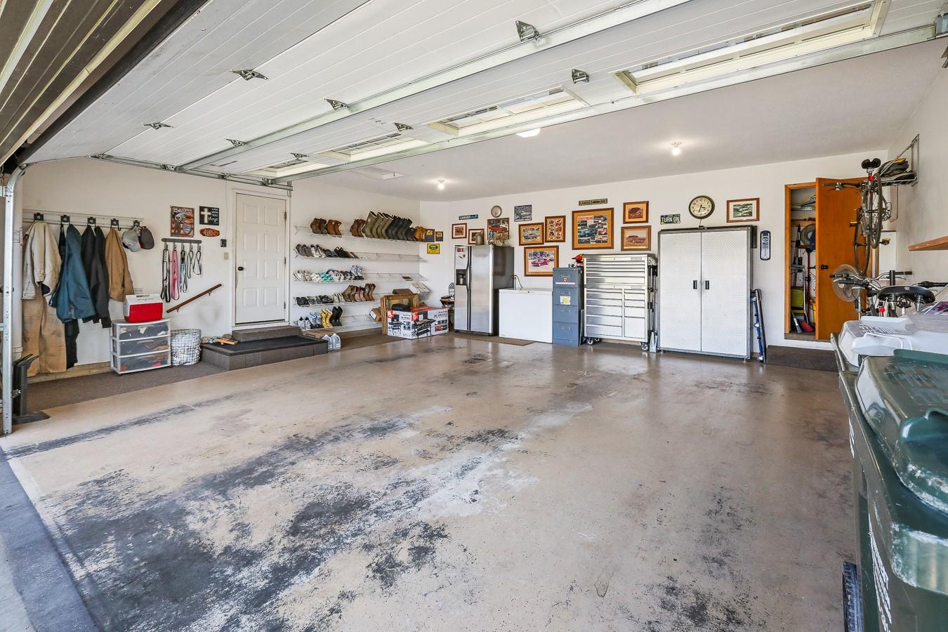 Monroe, Iowa, 50170, United States, 4 Bedrooms Bedrooms, ,3 BathroomsBathrooms,Residential,For Sale,1943338