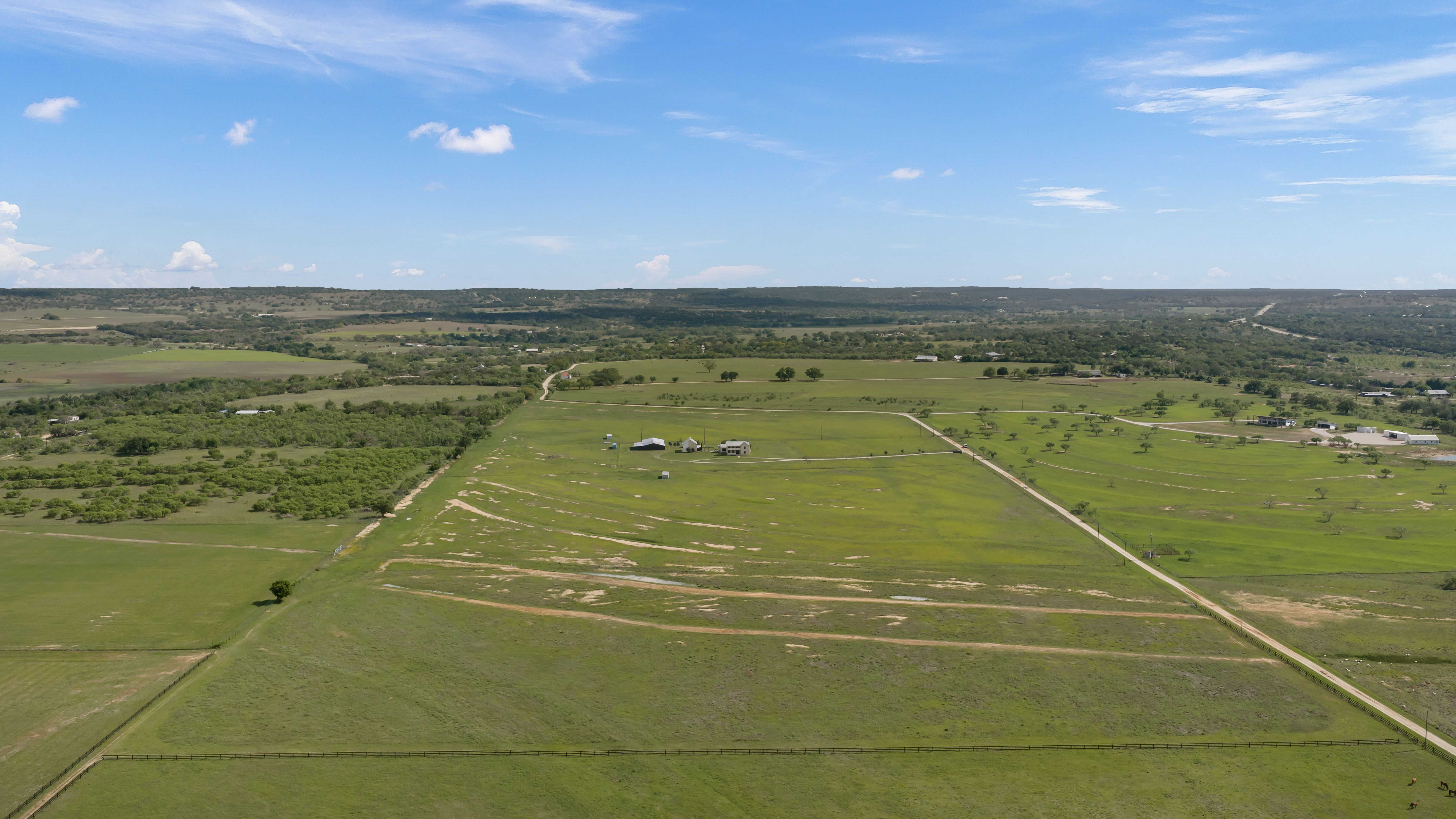  466 German Lane, Fredericksburg, TX 78624 - 物件實景