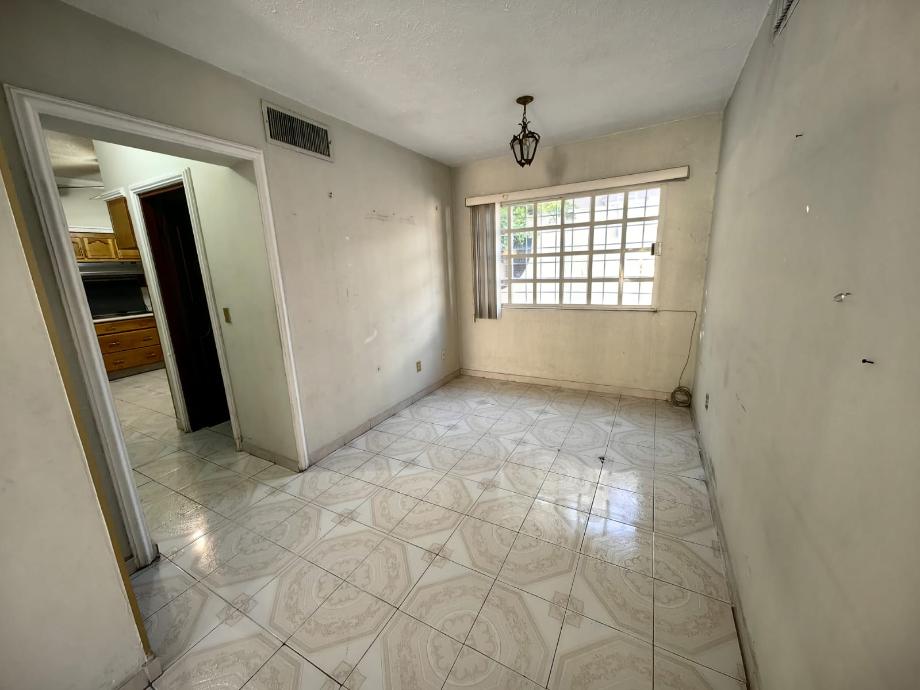 Laguna Sur, Torreón, Coahuila de Zaragoza, 27200, Mexico, 5 Bedrooms Bedrooms, ,4 BathroomsBathrooms,Residential,For Sale,Laguna Sur,1672226