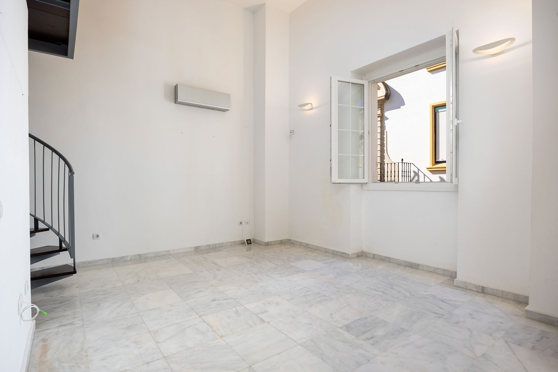 Duplex apartment in a palace house in El Puerto de Santa María - 物件實景