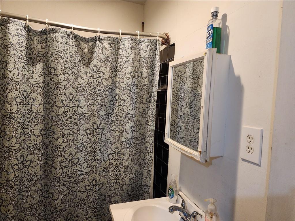 Providence, Rhode Island, 02909, United States, 9 Bedrooms Bedrooms, ,4 BathroomsBathrooms,Residential,For Sale,1943084