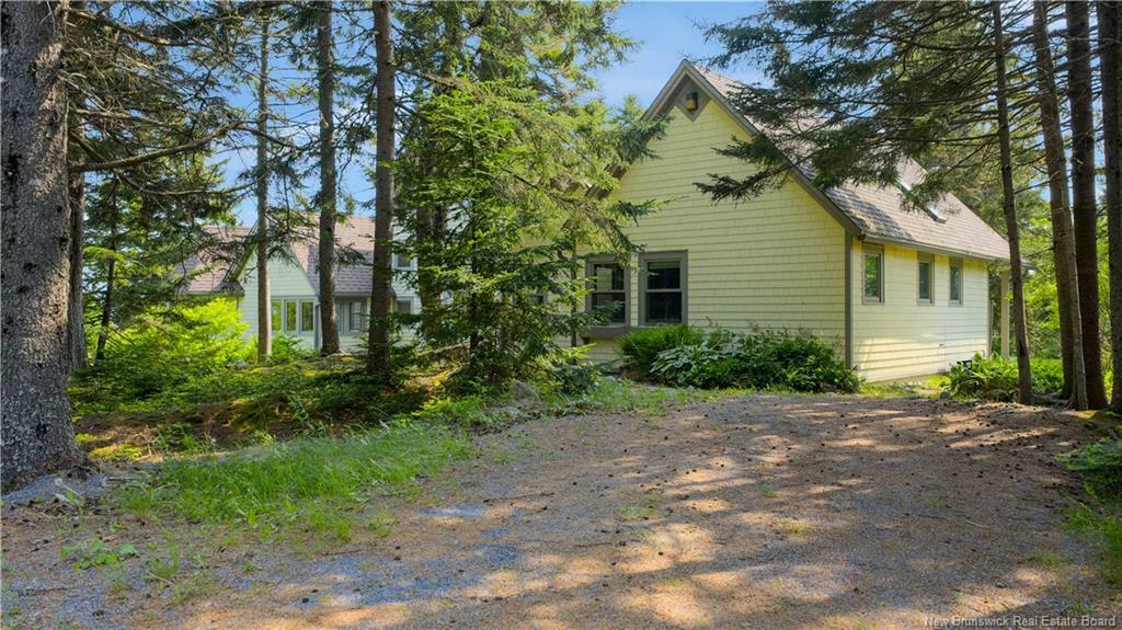 CLIFTON ROYAL, New Brunswick, E5S 1K5, CA, 4 Bedrooms Bedrooms, ,2 BathroomsBathrooms,Residential,For Sale,1875666