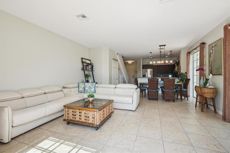 Pompano Beach, Florida, 33062, United States, 3 Bedrooms Bedrooms, ,3 BathroomsBathrooms,Residential,For Sale,1838551