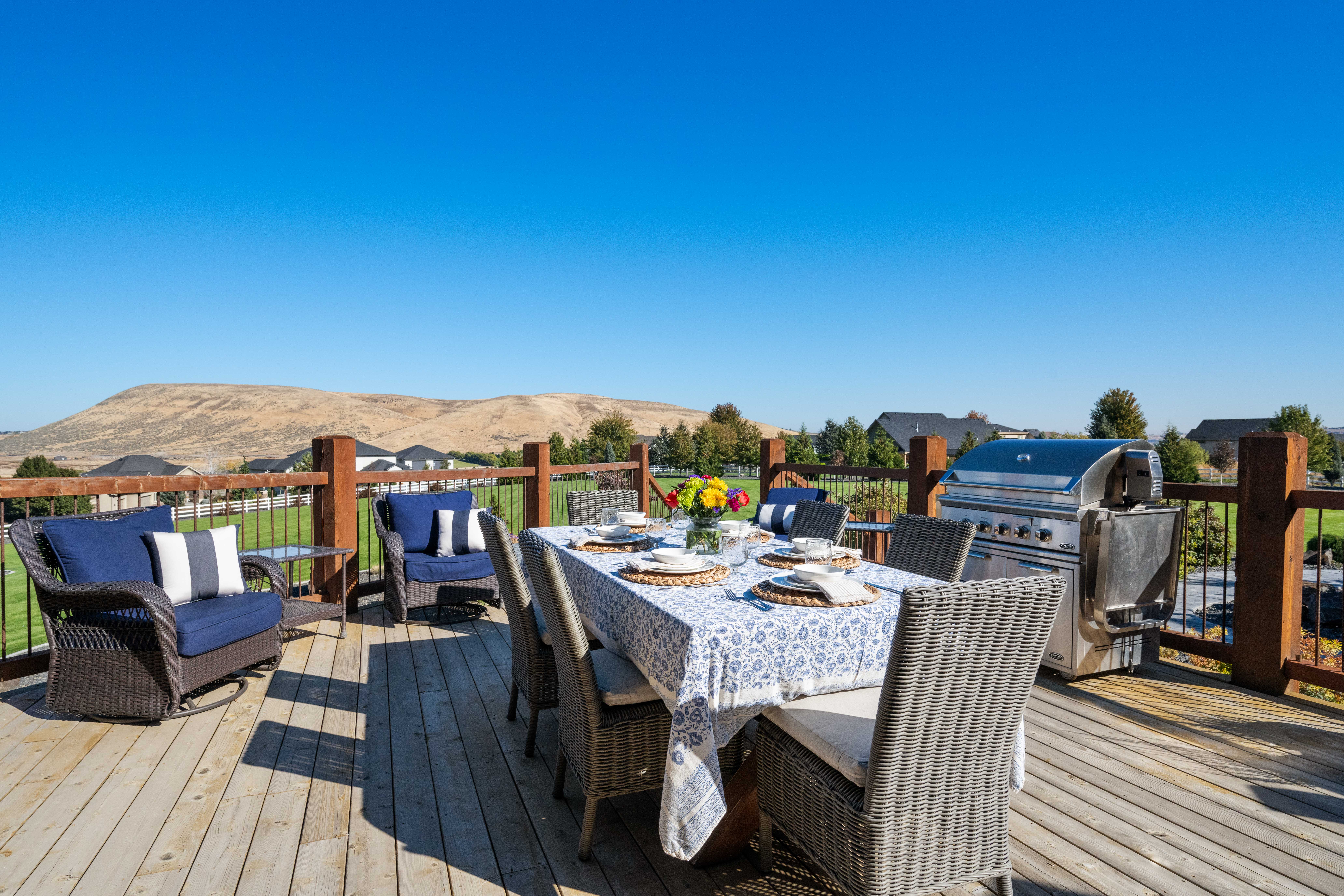  Views 6 Car Garage, Luxury Estate on 4 acres. - 物件實景