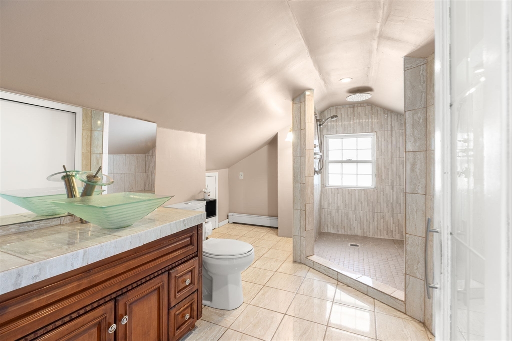Boston, Massachusetts, 02131, United States, 3 Bedrooms Bedrooms, ,2 BathroomsBathrooms,Residential,For Sale,1939975