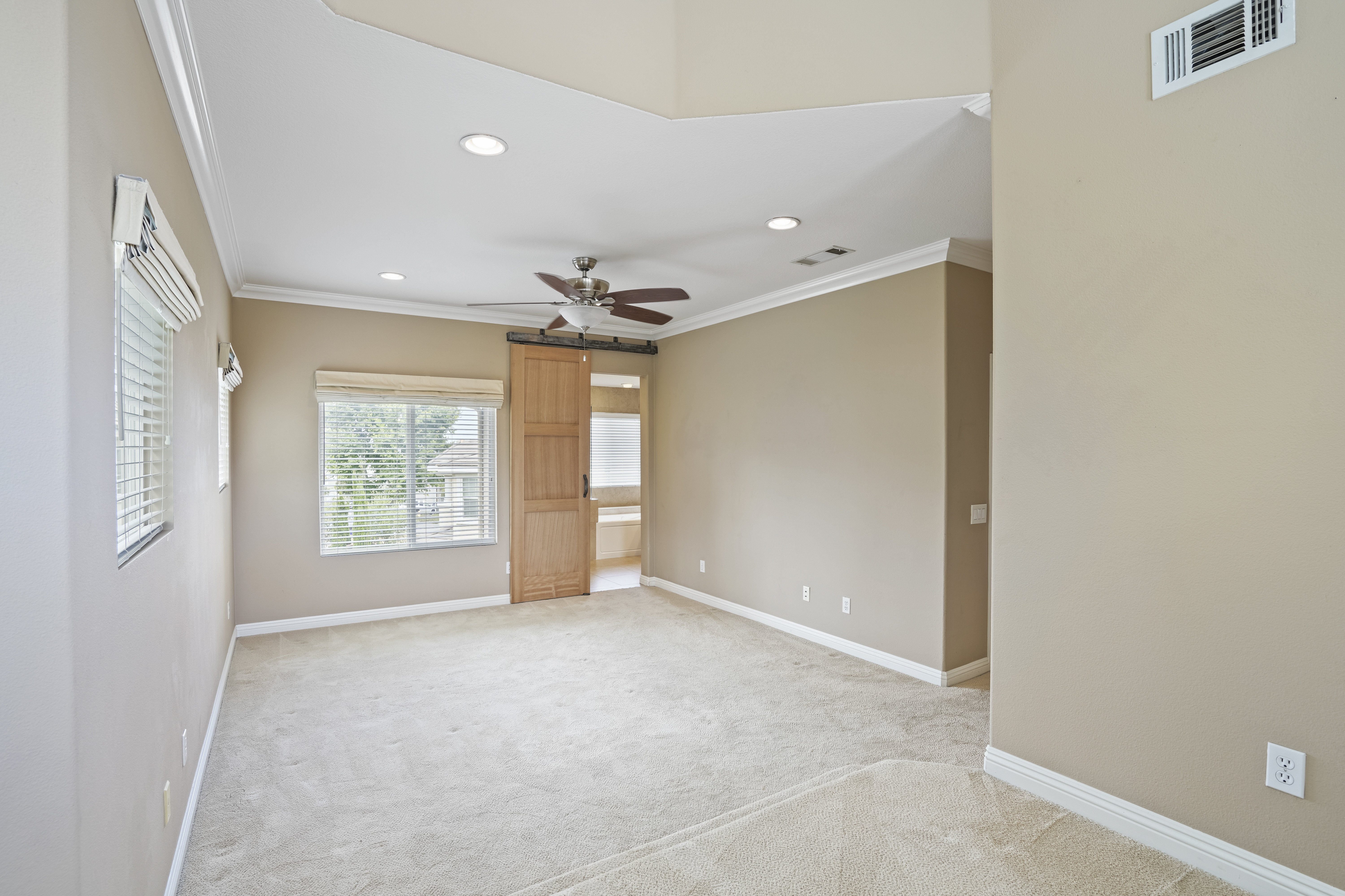 2496 Maxson Court, Signal Hill, CA 90755 - 物件實景